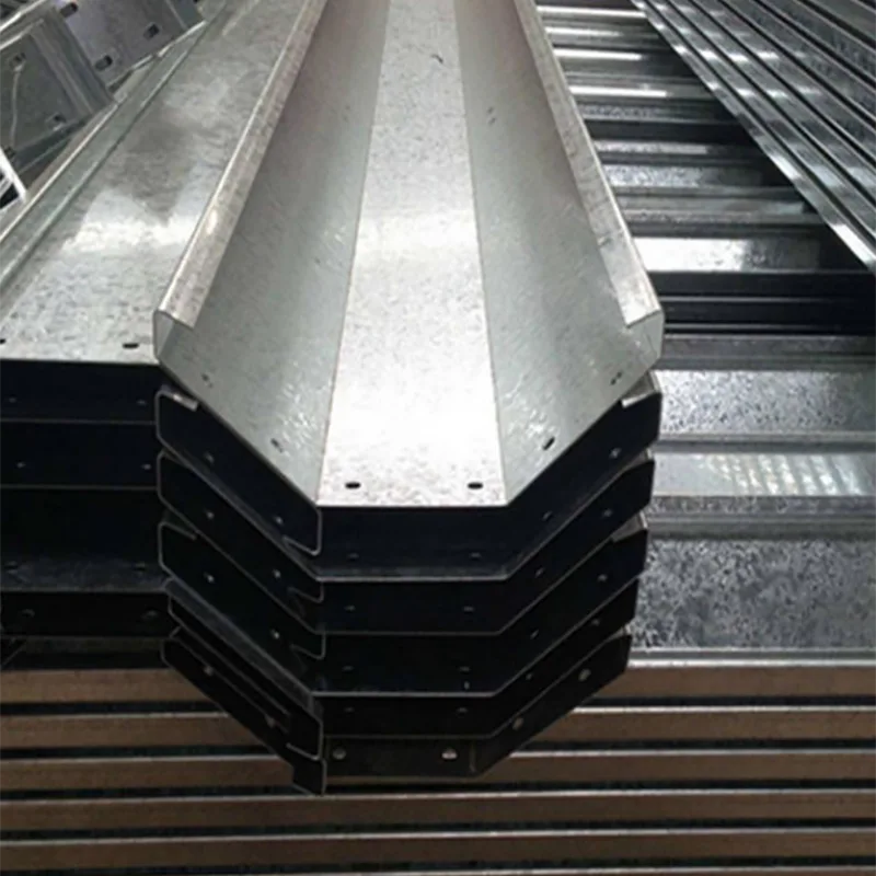 Korrosjonsbestandige firkantede metallprofiler